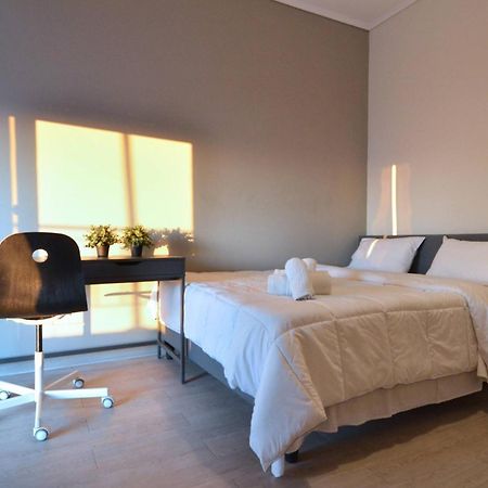 Appartement A Minimal Retire At Kypseli With An Amazing View à Athènes Extérieur photo